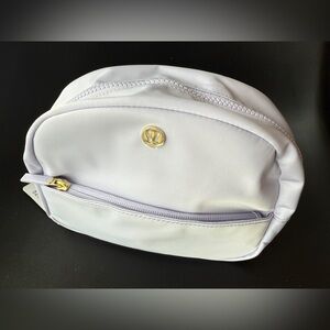 BRAND NEW Lululemon city essentials pouch 4L in limited color lavender frost